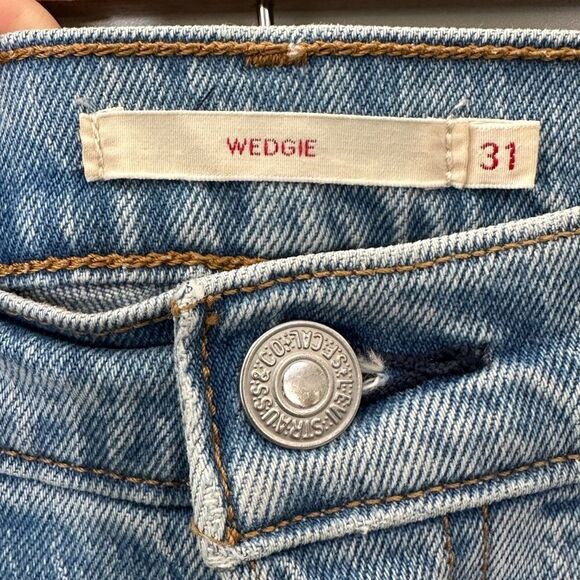 Levi's Wedgie Straight Size 31 - Picture 8 of 13